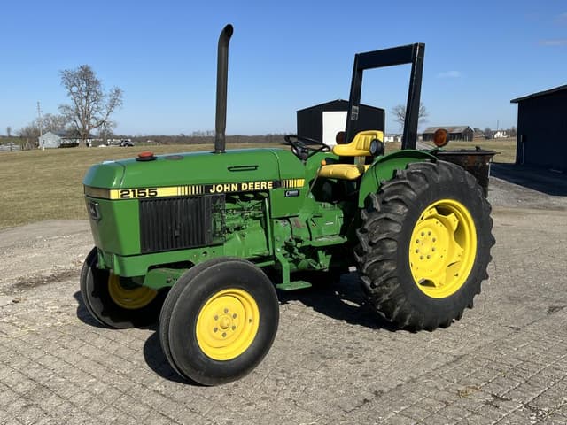 Image of John Deere 2155 equipment image 1