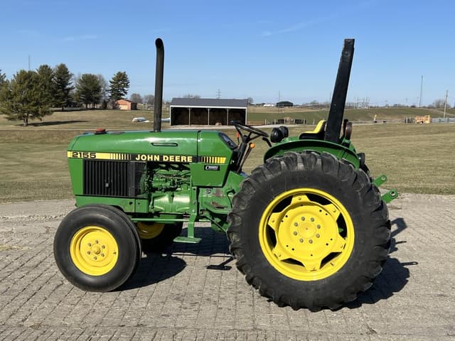 Image of John Deere 2155 equipment image 3