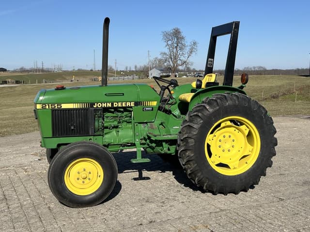 Image of John Deere 2155 equipment image 2