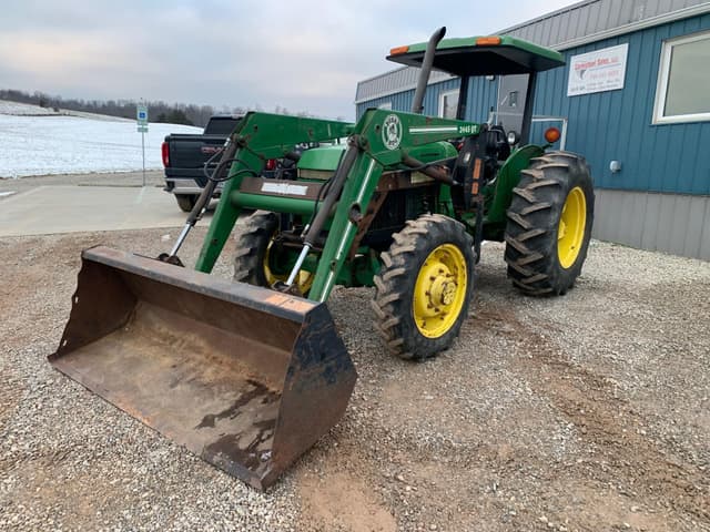 Image of John Deere 2155 equipment image 4