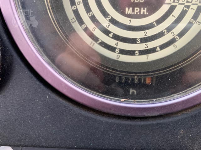 Image of John Deere 2155 equipment image 1