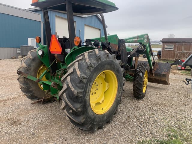 Image of John Deere 2155 equipment image 4