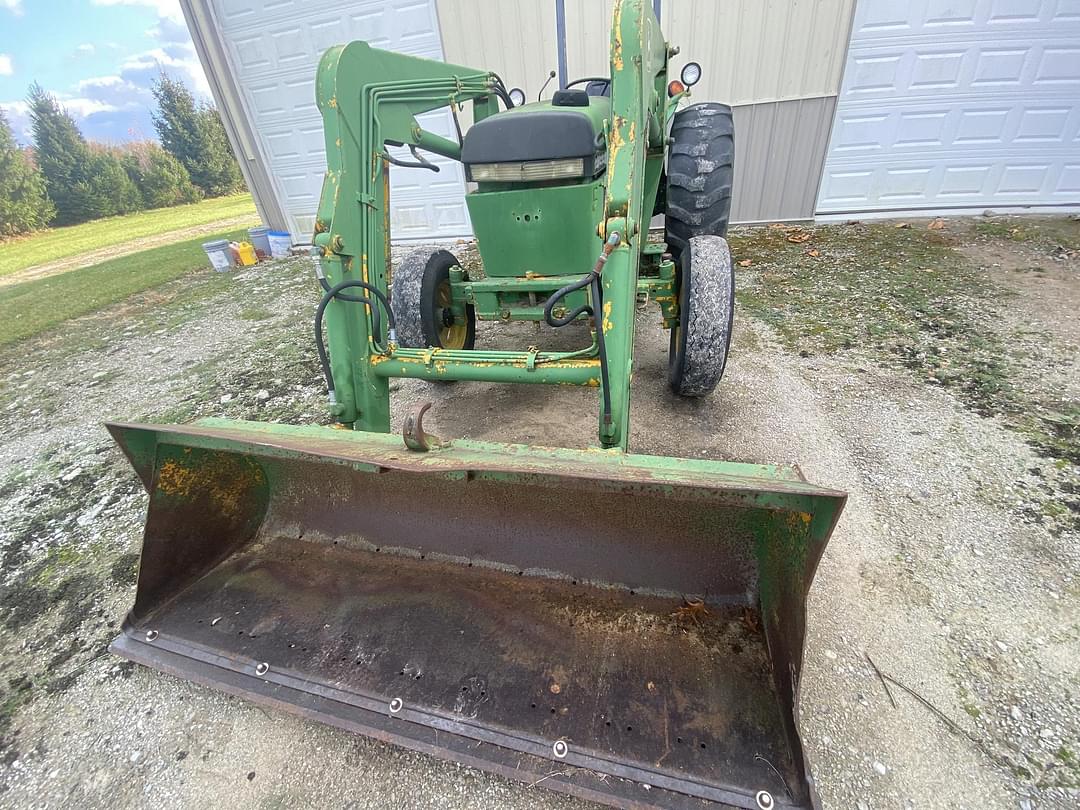 Image of John Deere 2155 Primary image