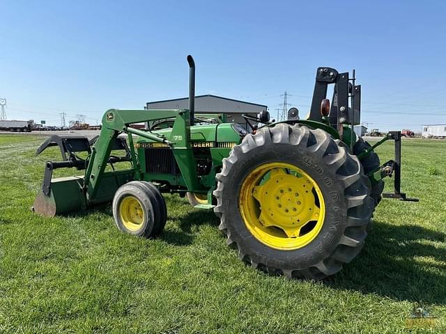 Image of John Deere 2155 equipment image 2