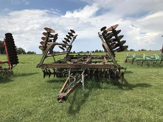 Image of John Deere 230 equipment image 4