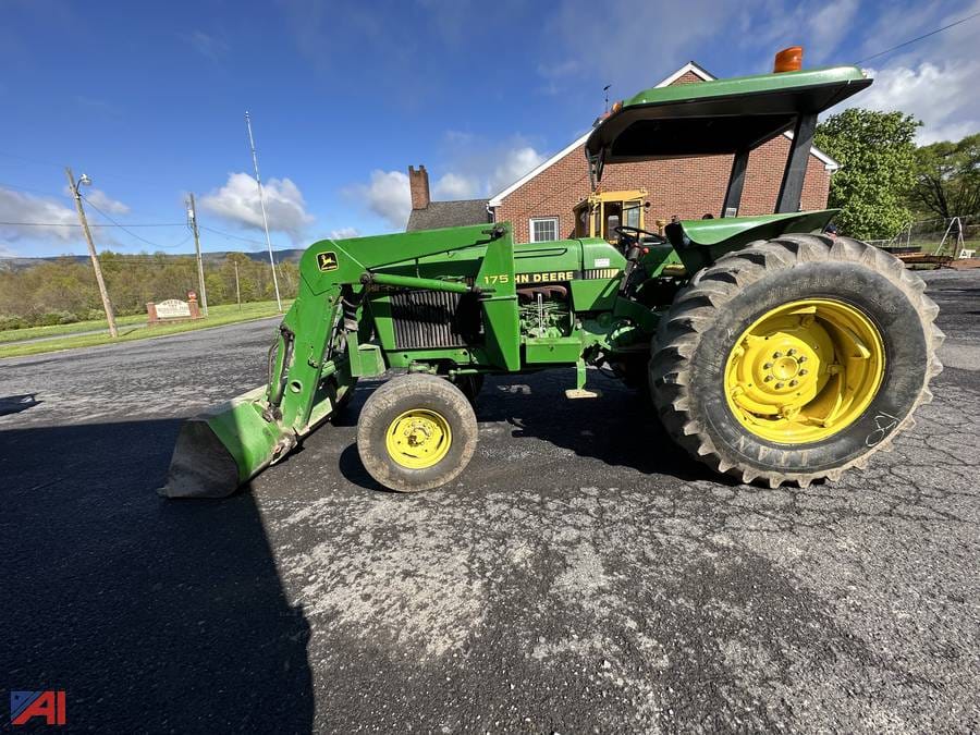 Main image John Deere 2355
