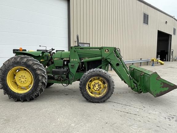 Image of John Deere 2355 equipment image 1