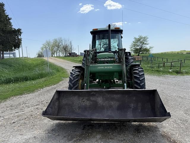 Image of John Deere 2555 equipment image 3