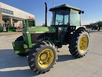 Main image John Deere 2555
