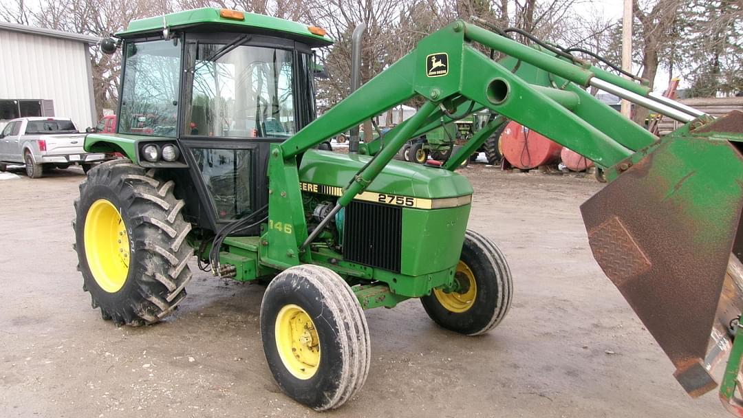 Image of John Deere 2755 Primary image