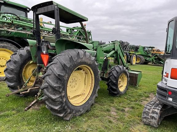 Image of John Deere 2755 equipment image 4