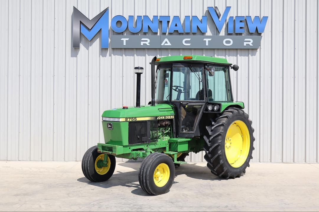 Image of John Deere 2755 Primary image