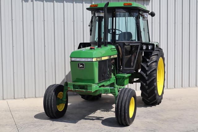Image of John Deere 2755 equipment image 1