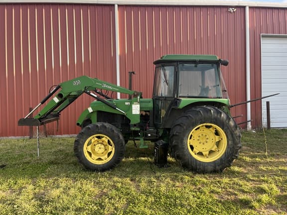 Image of John Deere 2755 Primary image