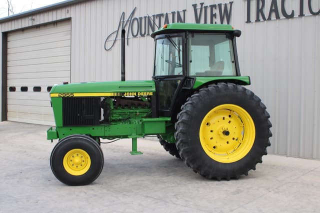 Image of John Deere 2955 equipment image 4