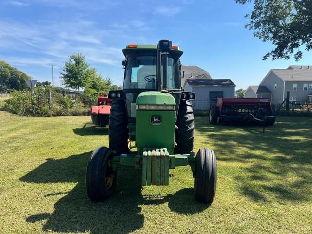 Image of John Deere 2955 equipment image 1