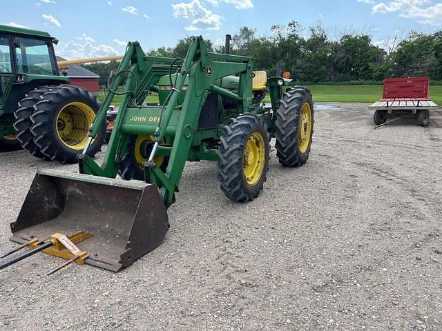 Image of John Deere 2955 equipment image 1