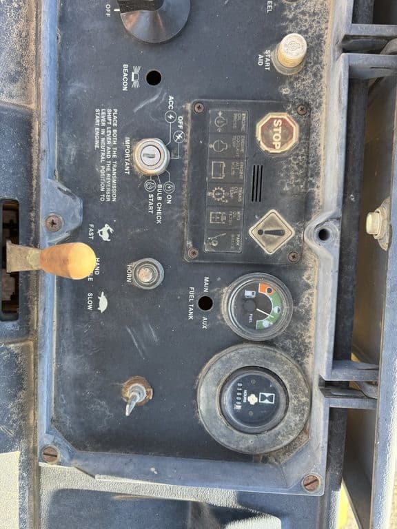 Image of John Deere 310C equipment image 4