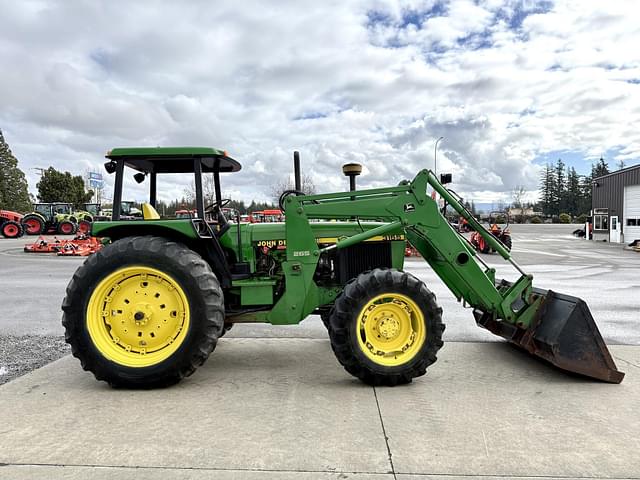 Image of John Deere 3155 equipment image 4