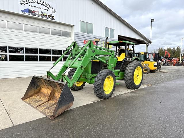 Image of John Deere 3155 equipment image 1
