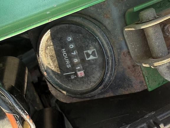 Image of John Deere 322 equipment image 1