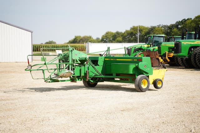 Image of John Deere 328 equipment image 4