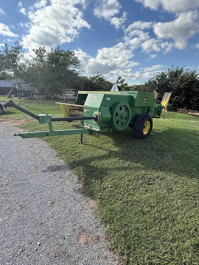 Image of John Deere 348 equipment image 1