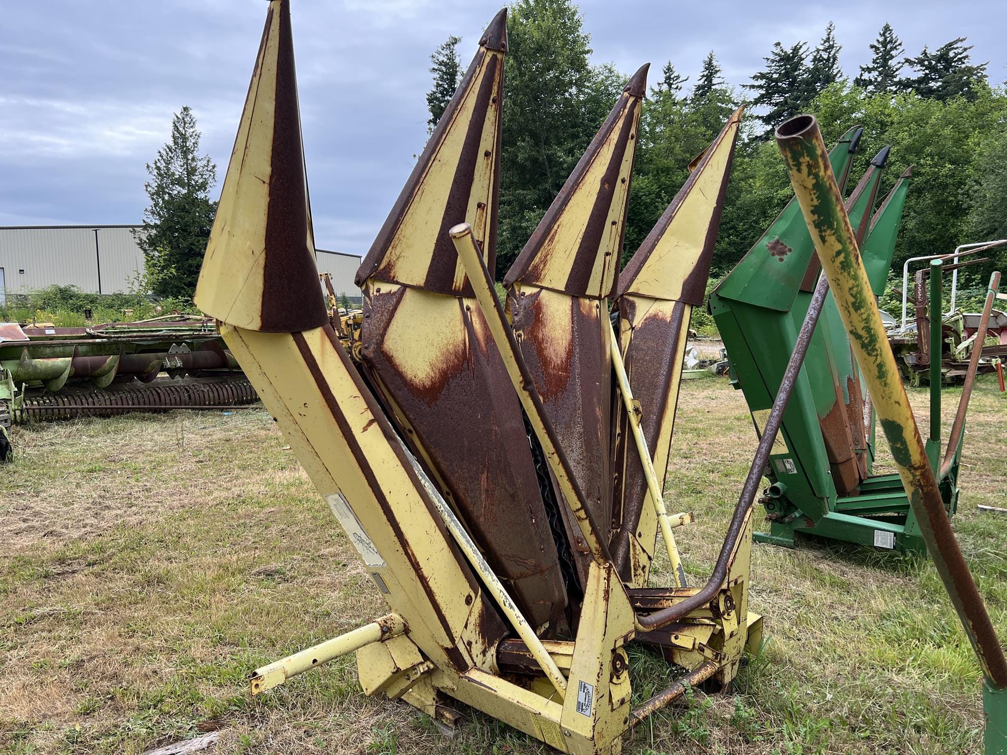 1990 John Deere Undetermined Equipment Image0