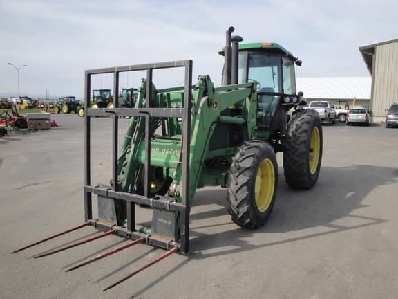 Image of John Deere 4055 equipment image 3