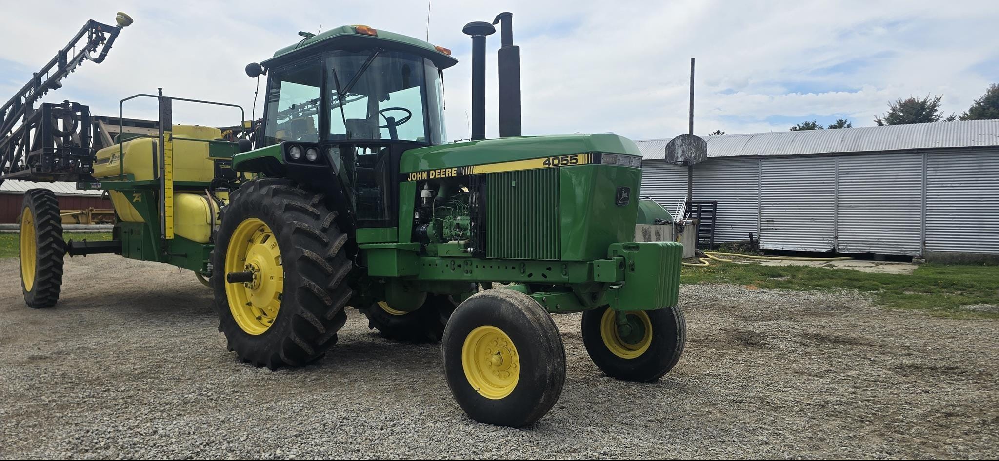 1990 John Deere 4055 Equipment Image0