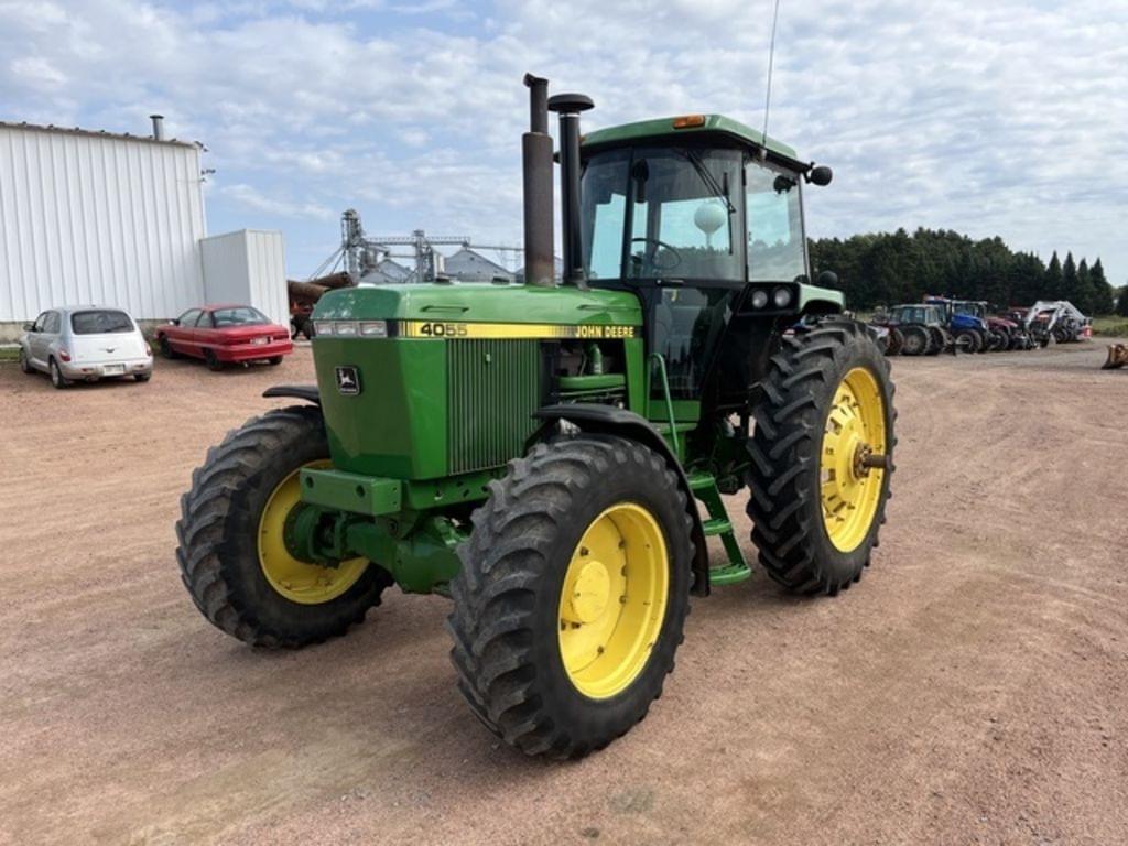 Image of John Deere 4055 Primary image