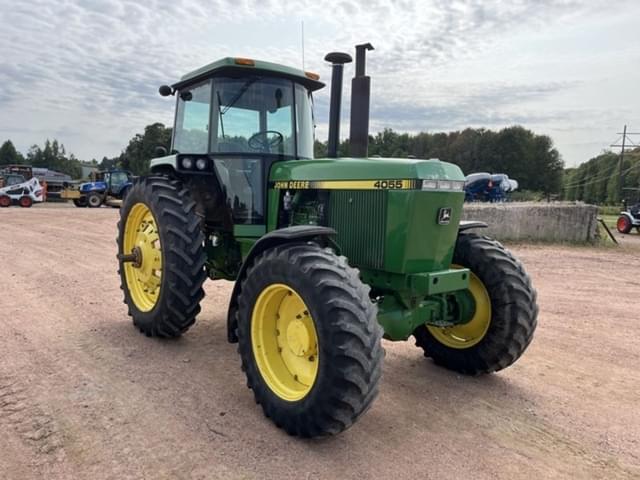 Image of John Deere 4055 equipment image 2
