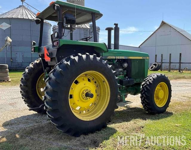 Image of John Deere 4055 equipment image 4