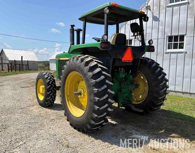 Image of John Deere 4055 equipment image 2