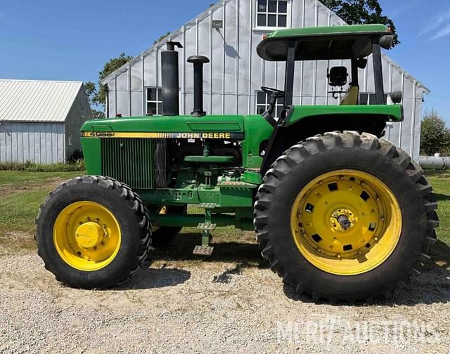 Image of John Deere 4055 equipment image 1
