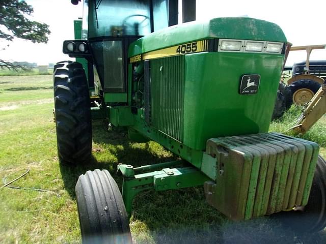 Image of John Deere 4055 equipment image 3