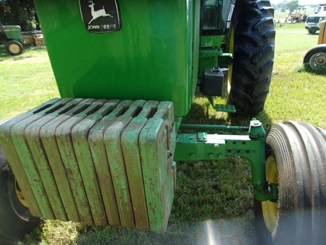 Image of John Deere 4055 equipment image 2