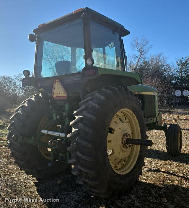 Image of John Deere 4255 equipment image 4