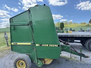 1990 John Deere 435 Image