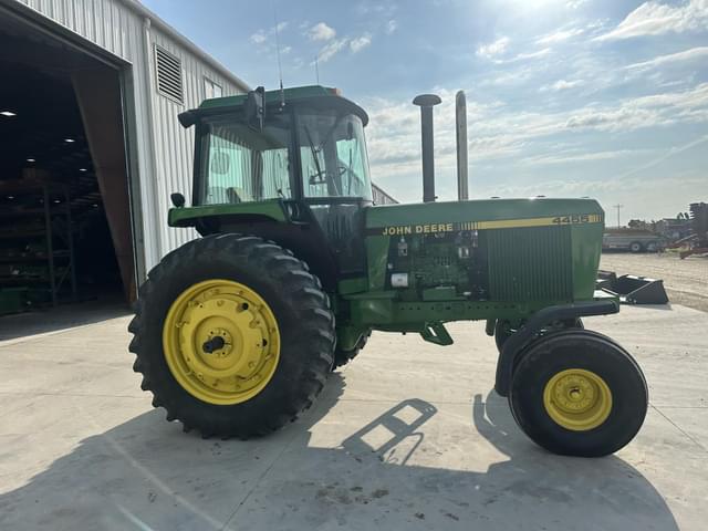 Image of John Deere 4455 equipment image 4