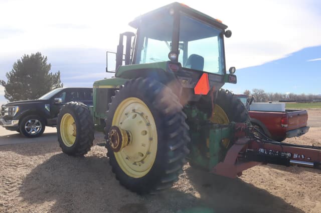 Image of John Deere 4455 equipment image 3