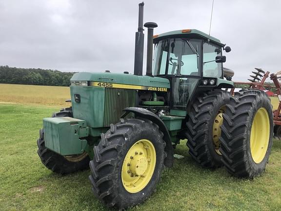 Image of John Deere 4455 equipment image 1