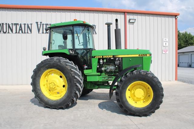 Image of John Deere 4455 equipment image 3