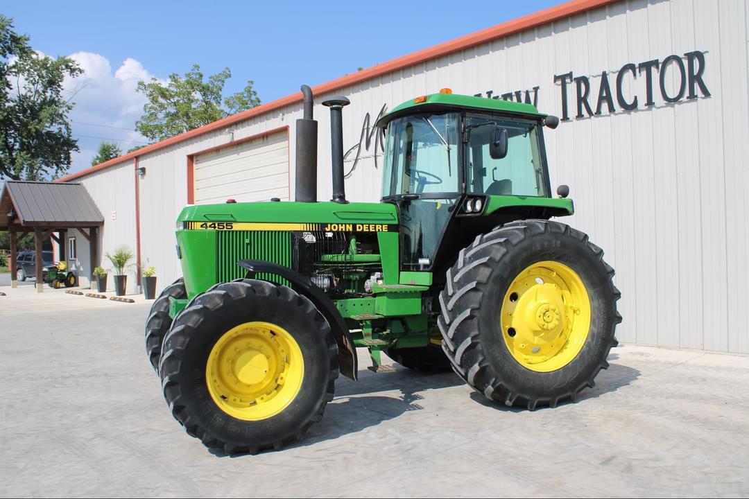 Image of John Deere 4455 Primary image
