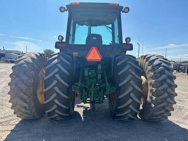 Image of John Deere 4455 equipment image 4