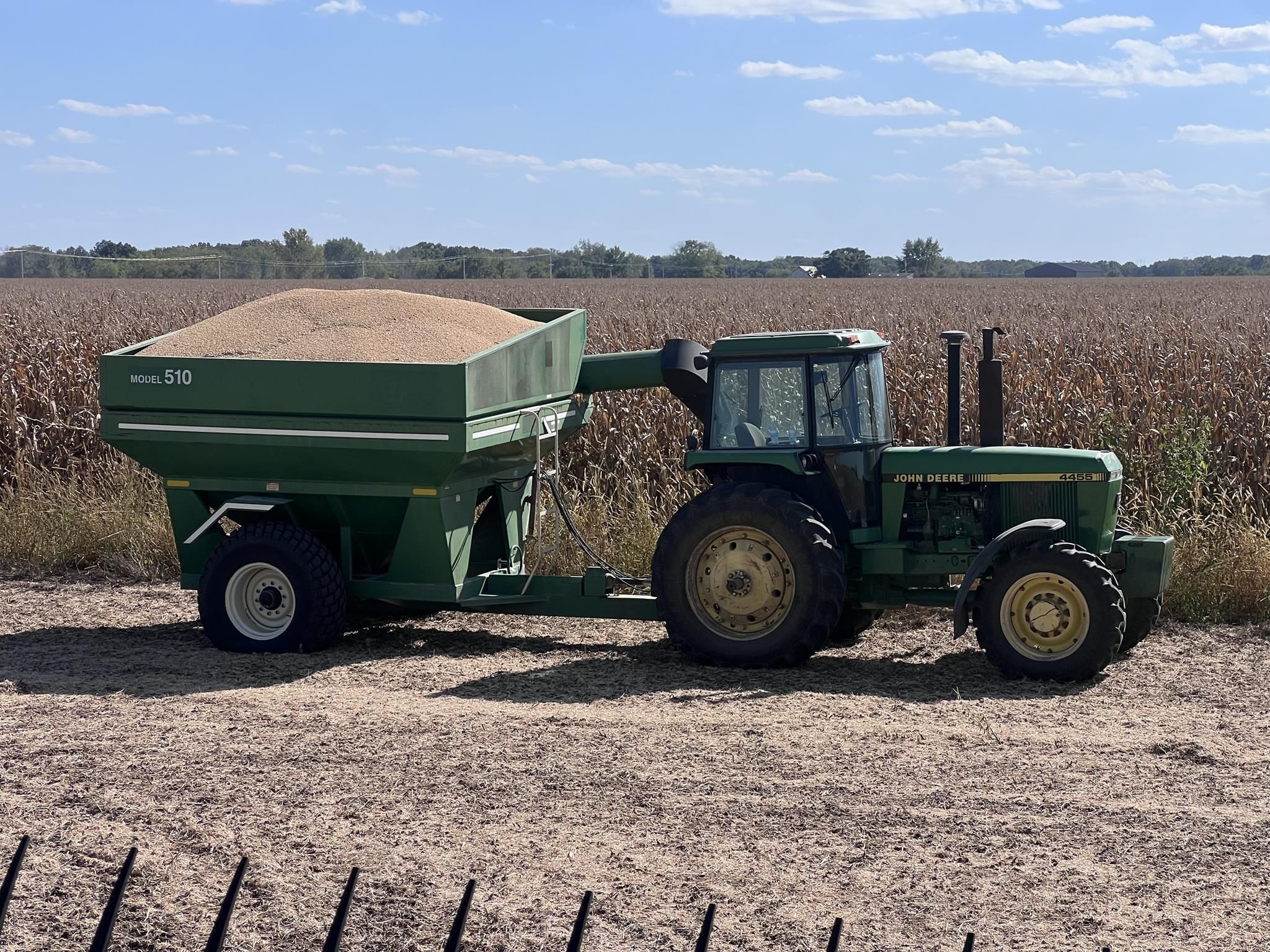 1990 John Deere 4455 Equipment Image0