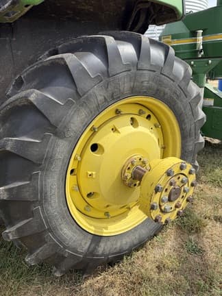 Image of John Deere 4455 equipment image 1