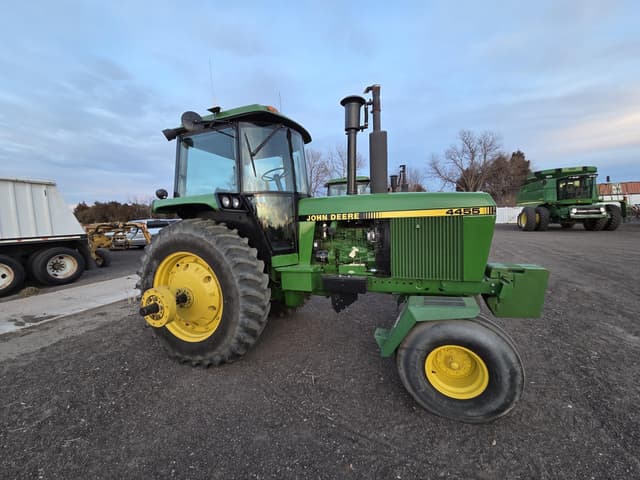 Image of John Deere 4455 equipment image 4
