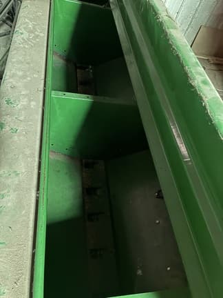 Image of John Deere 450 equipment image 2