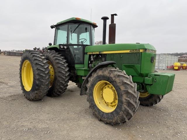 1990 John Deere 4555 Equipment Image0
